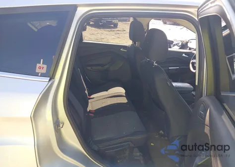 2017 Ford Escape Se z USA, uszkodzony, nr VIN 1FMCU9GD4HUE82132